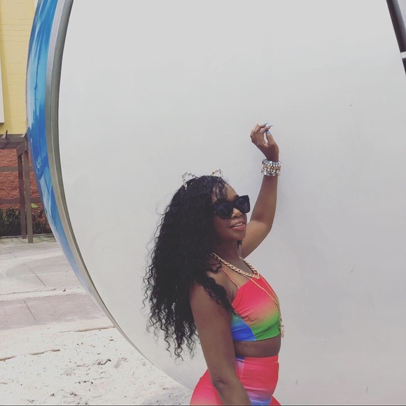 Fashion Nova Colorful matching set - Picture 2 of 2